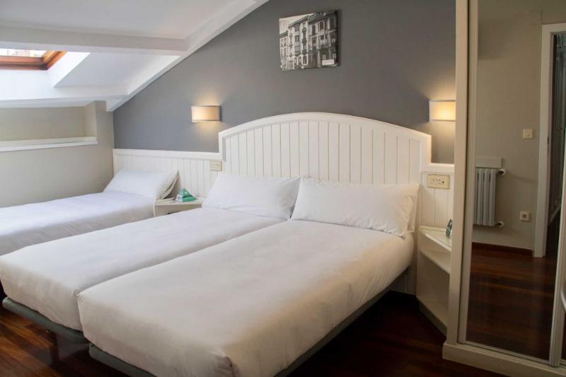 Alda Miramar Rooms Gijón Extérieur photo